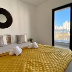 Rocha Do Sul 2 By Coral