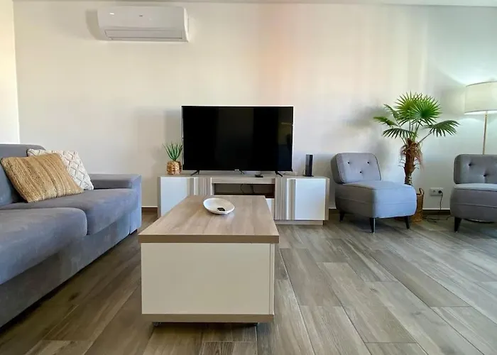 Rocha Do Sul 2 By Coral *